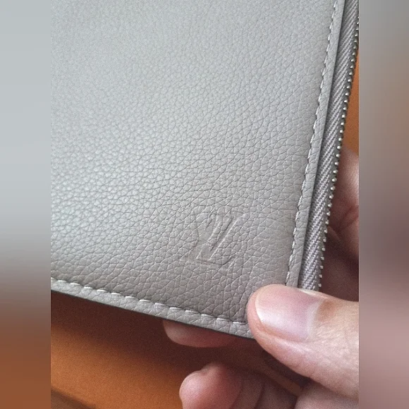 Louis Vuitton pochette - Picture 15 of 16